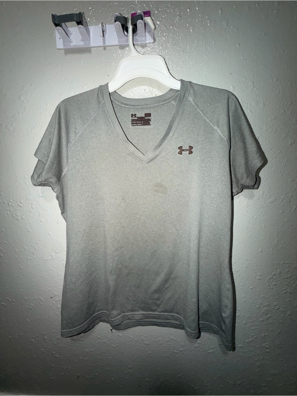Under Armour Women's Short Sleeve V-Neck Performance Tee - Light Gray